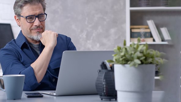 Professional watching on-demand RealNex training modules